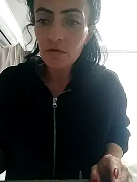 Snapshot of Gecenin_Kralicesi chatting on January 7, 2026, 6:07 am Gecenin Kralicesi online show from January 7, 2026, 6:07 am