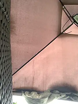 Snapshot of KloePink_ chatting on October 30, 2025, 10:57 am KloePink online show from October 30, 2025, 10:57 am