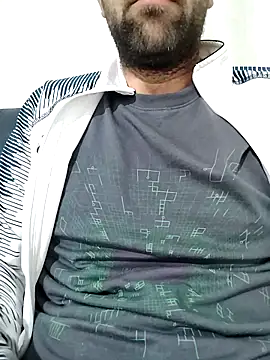 Snapshot of fearleass chatting on October 11, 2025, 8:43 pm fearleass online show from October 11, 2025, 8:43 pm