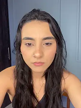 Snapshot of Zafira_Montiel chatting on December 17, 2025, 11:54 pm Zafira Montiel online show from December 17, 2025, 11:54 pm