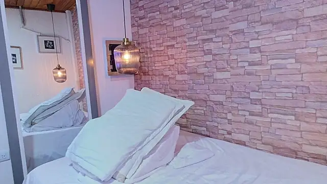 Snapshot of Martina_thompson69 chatting on March 13, 2026, 4:01 pm Martina thompson69 online show from March 13, 2026, 4:01 pm