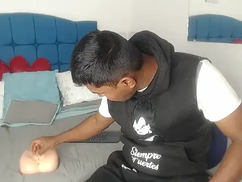 Adam Morgan2 online show from November 12, 2025, 3:10 am