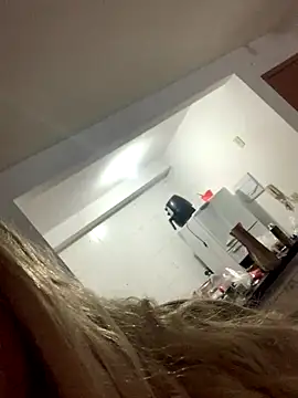 Snapshot of loiragoxtosinnha chatting on October 16, 2025, 2:42 am loiragoxtosinnha online show from October 16, 2025, 2:42 am