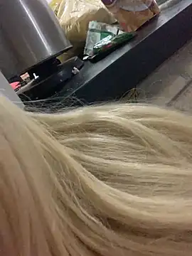 Snapshot of loiragoxtosinnha chatting on October 28, 2025, 3:07 am loiragoxtosinnha online show from October 28, 2025, 3:07 am