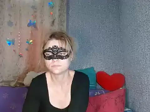 Miss Nona online show from October 21, 2025, 12:15 pm
