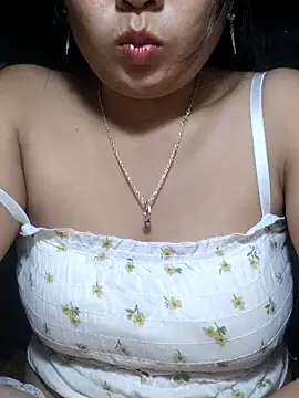 Snapshot of Angela-babyxx chatting on October 27, 2025, 1:45 pm Angela-babyxx online show from October 27, 2025, 1:45 pm