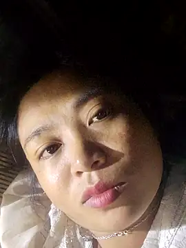 Snapshot of Angela-babyxx chatting on October 22, 2025, 1:16 am Angela-babyxx online show from October 22, 2025, 1:16 am