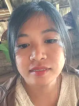 Snapshot of Angela-babyxx chatting on October 23, 2025, 2:43 am Angela-babyxx online show from October 23, 2025, 2:43 am