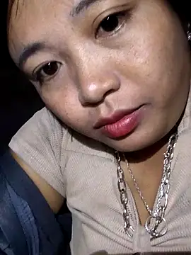 Snapshot of Angela-babyxx chatting on October 24, 2025, 4:11 am Angela-babyxx online show from October 24, 2025, 4:11 am