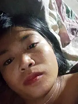 Snapshot of Angela-babyxx chatting on October 29, 2025, 2:27 pm Angela-babyxx online show from October 29, 2025, 2:27 pm