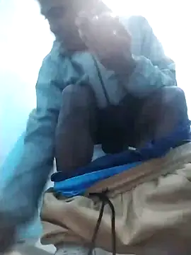 Snapshot of _yefez chatting on December 22, 2025, 10:10 pm yefez online show from December 22, 2025, 10:10 pm