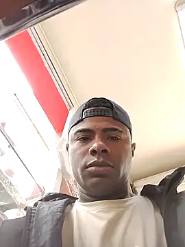 Snapshot of _yefez chatting on February 13, 2026, 3:01 pm yefez online show from February 13, 2026, 3:01 pm