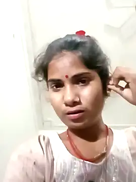 Sapna-Yadav online show from September 12, 2025, 1:44 pm