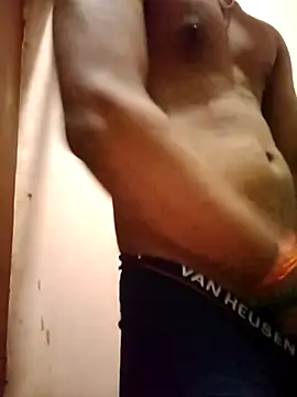 hornyboywithabs online show from April 5, 2026, 1:40 pm