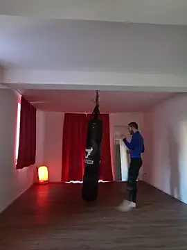 Snapshot of EyesNeverLies chatting on December 14, 2025, 2:55 pm EyesNeverLies online show from December 14, 2025, 2:55 pm