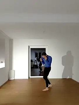 EyesNeverLies online show from September 14, 2025, 1:17 am