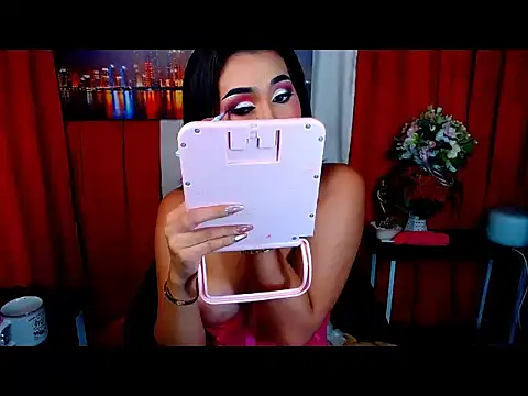 Snapshot of Tiarrafoxs chatting on September 16, 2025, 9:21 am Tiarrafoxs online show from September 16, 2025, 9:21 am