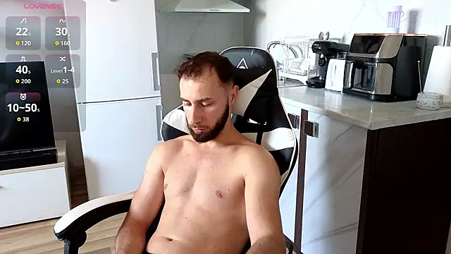 Snapshot of RyanStorm_ chatting on July 18, 2026, 10:13 am RyanStorm online show from July 18, 2026, 10:13 am