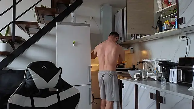 RyanStorm  online show from October 24, 2025, 10:25 am