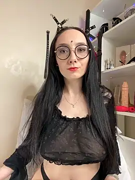 Snapshot of Jinhee_Tiny chatting on October 7, 2025, 7:31 am Jinhee Tiny online show from October 7, 2025, 7:31 am