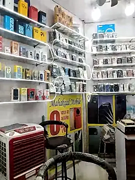 avi007p online show from November 1, 2025, 4:01 pm