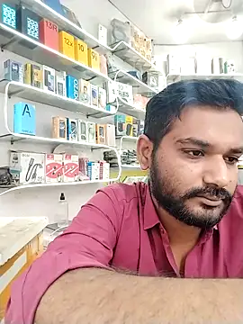 avi007p online show from October 4, 2025, 9:44 am