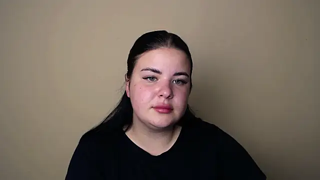 Snapshot of _Trisha_li chatting on October 9, 2025, 11:22 am  Trisha li online show from October 9, 2025, 11:22 am