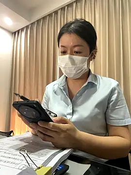 300-AMAM online show from October 15, 2025, 6:11 am