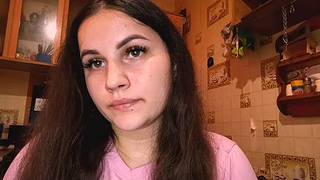 DierdreCousineau online show from November 23, 2025, 10:14 am