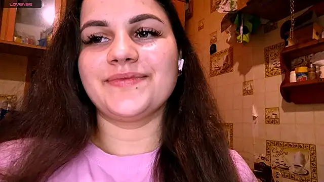 DierdreCousineau online show from December 1, 2025, 10:27 am