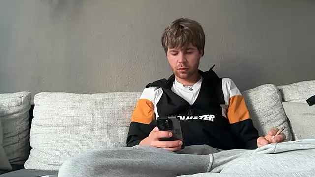 Snapshot of RioBlaze chatting on March 22, 2026, 6:04 am RioBlaze online show from March 22, 2026, 6:04 am