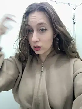 Snapshot of FroggyAnna chatting on April 22, 2026, 5:20 pm FroggyAnna online show from April 22, 2026, 5:20 pm