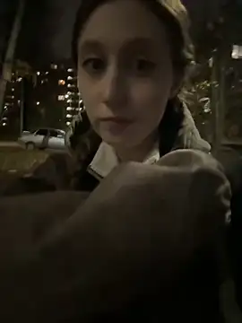 Snapshot of FroggyAnna chatting on October 31, 2025, 3:08 pm FroggyAnna online show from October 31, 2025, 3:08 pm