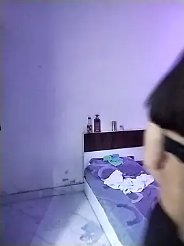 Sexy vernilla online show from November 22, 2025, 8:51 pm