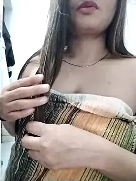 Sexy vernilla online show from February 24, 2026, 9:48 pm