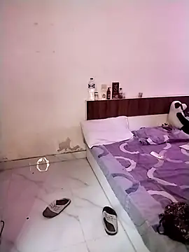 Sexy vernilla online show from March 15, 2026, 4:36 pm