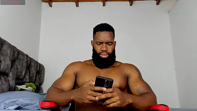 Snapshot of james_musclebbc chatting on March 16, 2026, 7:27 pm james musclebbc online show from March 16, 2026, 7:27 pm
