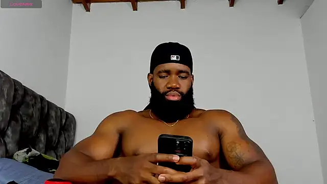 Snapshot of james_musclebbc chatting on March 24, 2026, 9:48 pm james musclebbc online show from March 24, 2026, 9:48 pm