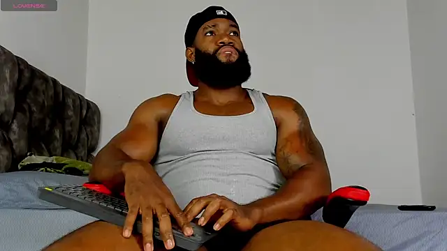 Snapshot of james_musclebbc chatting on March 29, 2026, 2:08 pm james musclebbc online show from March 29, 2026, 2:08 pm