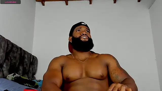 Snapshot of james_musclebbc chatting on March 25, 2026, 10:58 am james musclebbc online show from March 25, 2026, 10:58 am