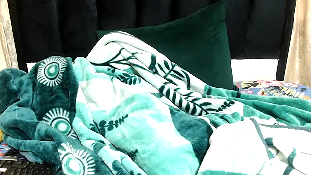 Snapshot of Hotsexyberry21 chatting on November 3, 2025, 8:07 am Hotsexyberry21 online show from November 3, 2025, 8:07 am