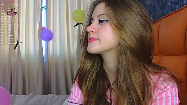 Snapshot of Orivienne chatting on September 14, 2025, 7:20 am Orivienne online show from September 14, 2025, 7:20 am