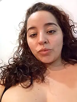 LoanaSantos online show from September 23, 2025, 4:08 am