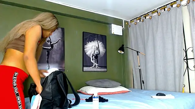 Snapshot of galactica_ chatting on September 10, 2025, 11:53 am galactica online show from September 10, 2025, 11:53 am