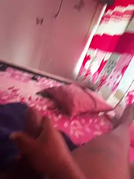 LicyEvans1 online show from February 7, 2026, 7:44 pm