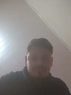 Snapshot of Gpempg chatting on November 25, 2025, 3:45 pm Gpempg online show from November 25, 2025, 3:45 pm