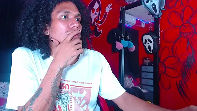 Snapshot of dante_hellsingx chatting on December 19, 2025, 12:58 am dante hellsingx online show from December 19, 2025, 12:58 am