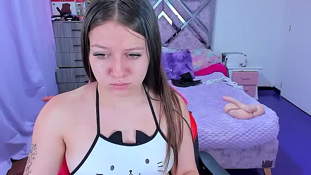 Luna Analya online show from January 15, 2026, 3:04 pm