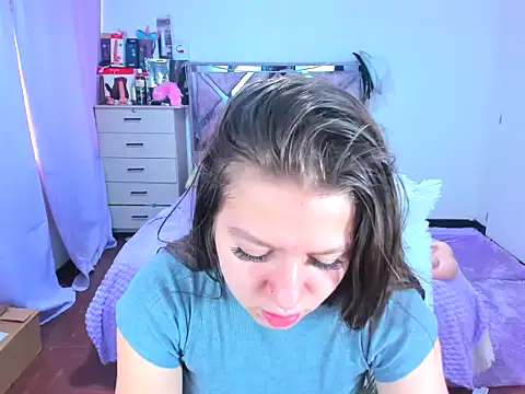 Snapshot of Luna_Analya chatting on October 18, 2025, 2:52 pm Luna Analya online show from October 18, 2025, 2:52 pm