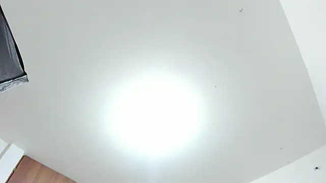 Snapshot of Rihanna_hotx chatting on November 10, 2025, 3:00 am Rihanna hotx online show from November 10, 2025, 3:00 am